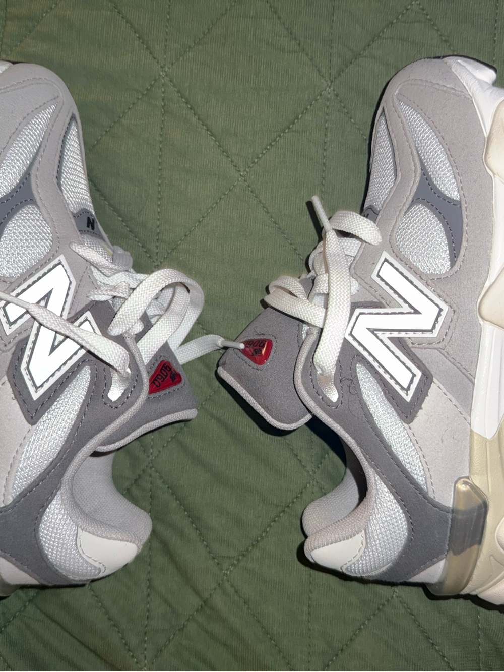 New Balance 9060 size 2 - Picture 4 of 6